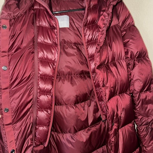 Athleta Lofty Down Coat Jacket Hooded Maroon Burgundy Puffy Jacket Size Small - Picture 13 of 15